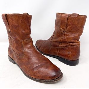 FRYE Anna Shortie Genuine Leather Slouchy Pull On Distressed Brown Boot Size 9